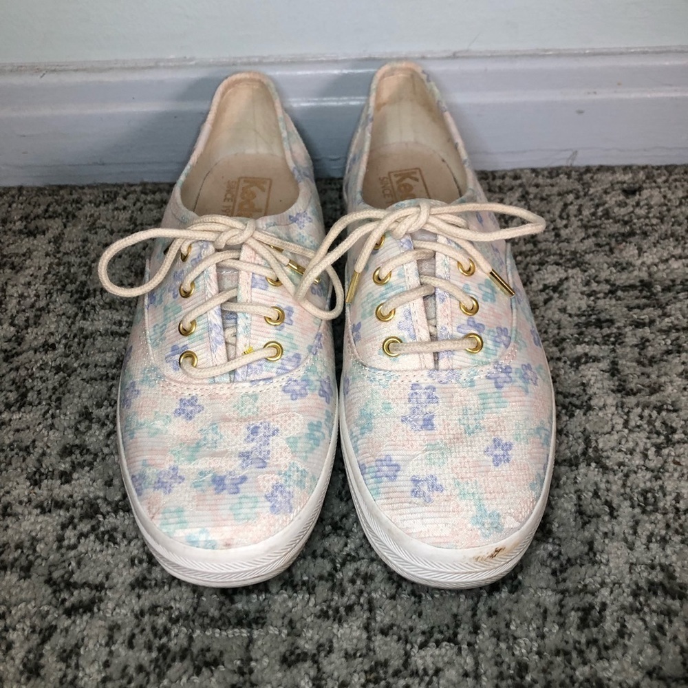 Keds White Floral Tennis Shoes Size 7